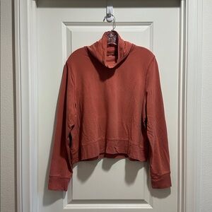 Athleta burned orange cropped turtleneck size XL